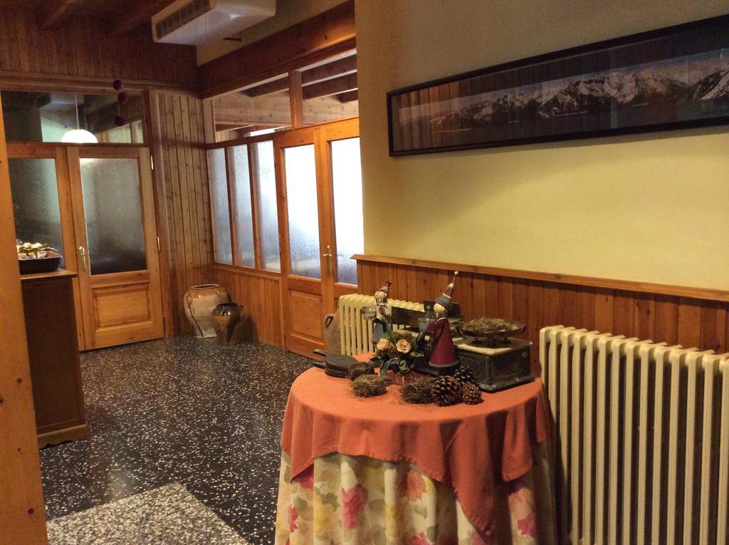 Hotel La Ribera Рибера-де-Кардос Экстерьер фото
